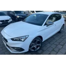 Seat Leon, 2023, МКПП, пробег 15000 км Seat Leon, 2023, МКПП, пробег 15000 км