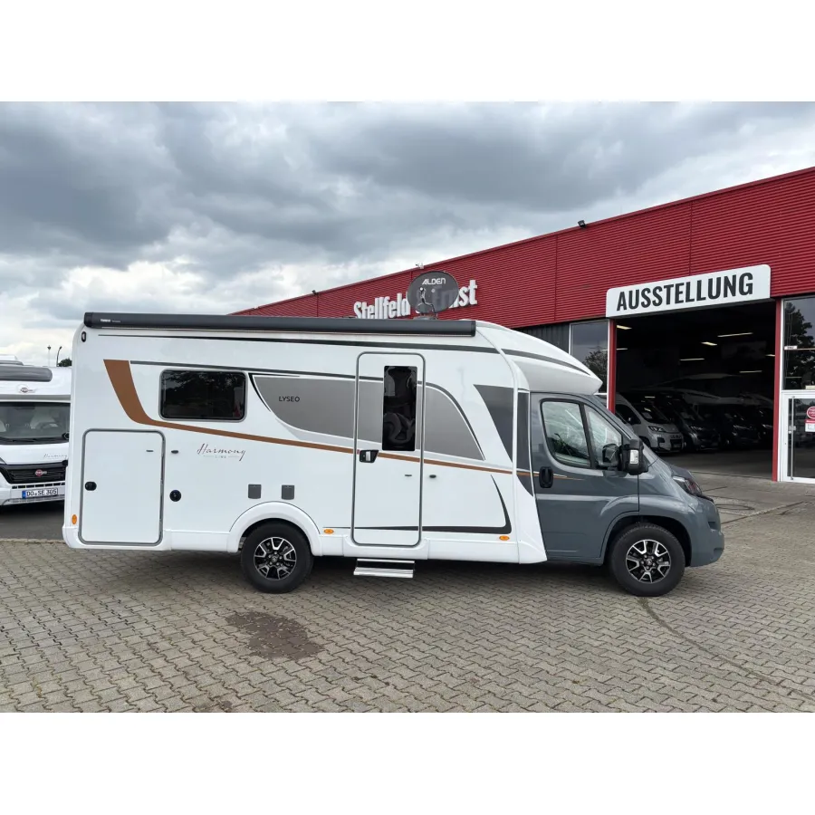 Автодом Bürstner Lyseo, 2025, МКПП, пробег 15840 км