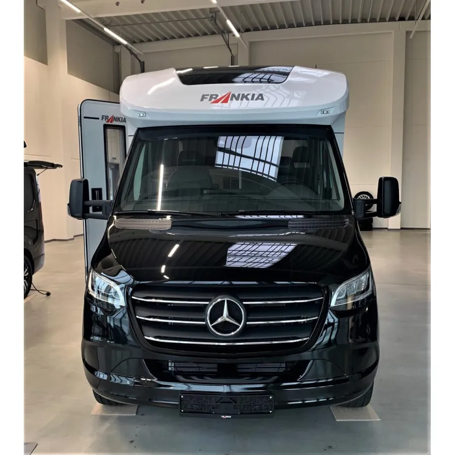 Автодом Frankia Neo, 2023, АКПП, пробег 18000 км