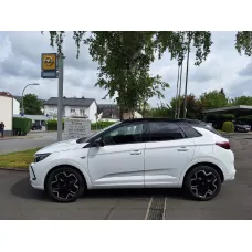 Opel Grandland, 2022, АКПП, пробег 25900 км
