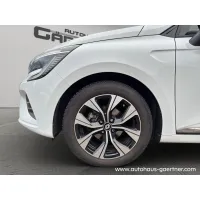 Renault Clio, 2023, МКПП, пробег 11700 км