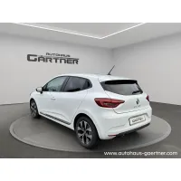 Renault Clio, 2023, МКПП, пробег 11700 км