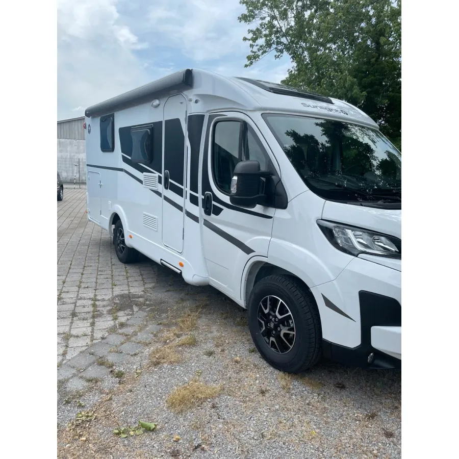 Автодом Sunlight V, 2025, МКПП, пробег 2000 км