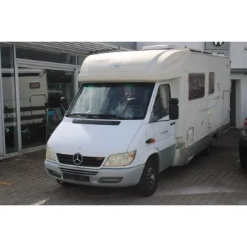 Автодом Ahorn Camp, 2004, МКПП, пробег 274800 км