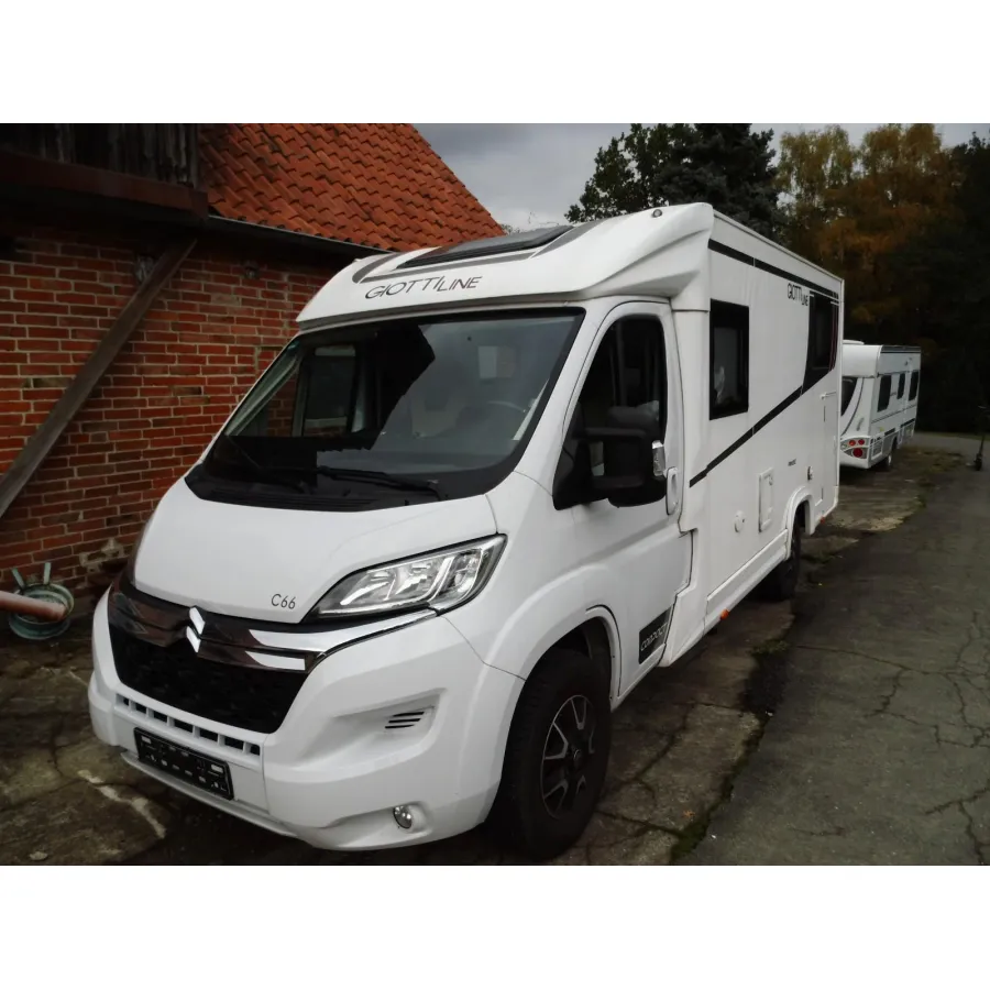 Автодом GiottiLine Compact, 2023, МКПП, пробег 26850 км