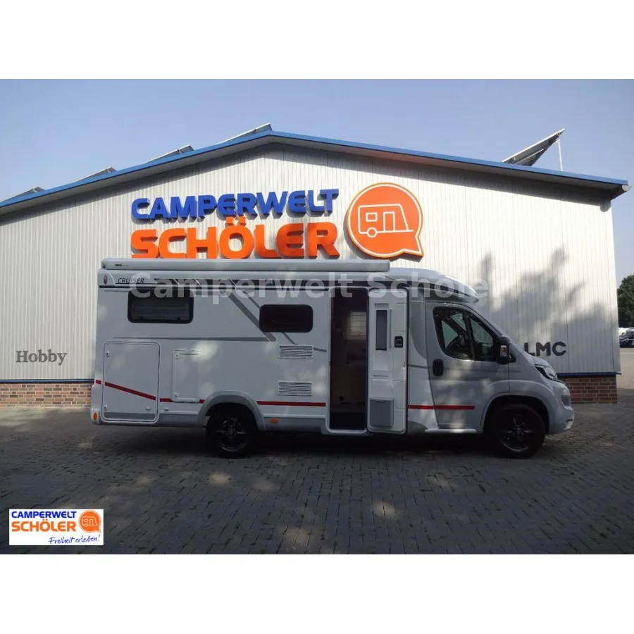 Автодом LMC Cruiser, 2023, МКПП, пробег 32492 км