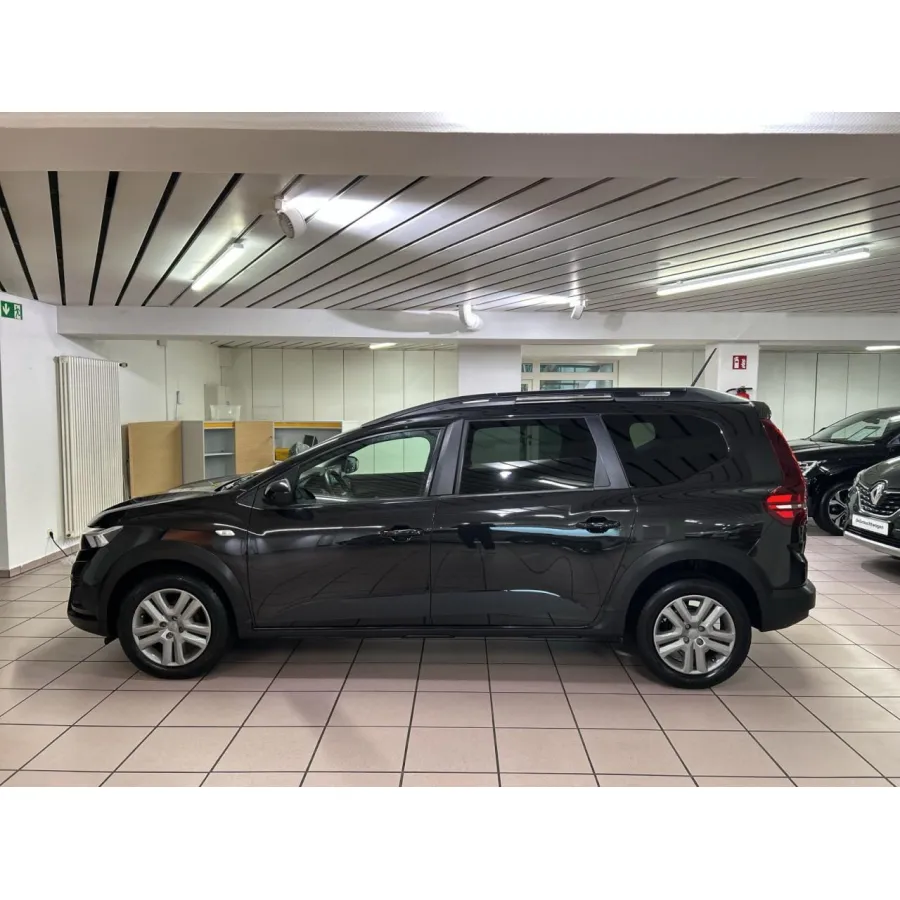 Dacia Jogger, 2023, МКПП, пробег 64557 км