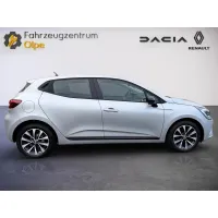 Renault Clio, 2022, МКПП, пробег 9398 км