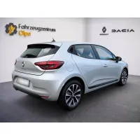 Renault Clio, 2022, МКПП, пробег 9398 км
