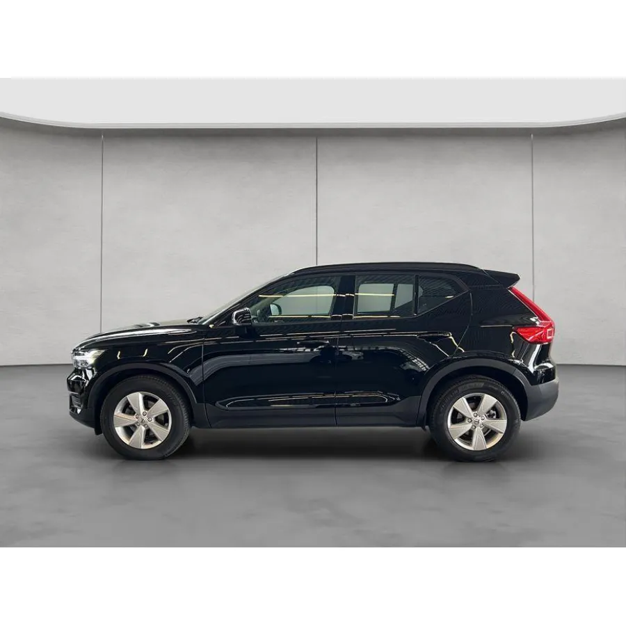Volvo XC40, 2022, МКПП, пробег 36689 км