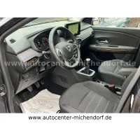 Dacia Sandero, 2022, МКПП, пробег 90000 км