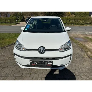 Volkswagen up, 2023, МКПП, пробег 17600 км