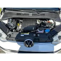 Volkswagen up, 2023, МКПП, пробег 17600 км