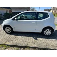 Volkswagen up, 2023, МКПП, пробег 17600 км