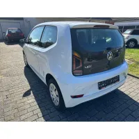 Volkswagen up, 2023, МКПП, пробег 17600 км
