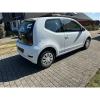 Volkswagen up, 2023, МКПП, пробег 17600 км