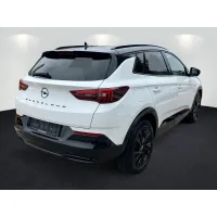 Opel Grandland, 2022, МКПП, пробег 27527 км