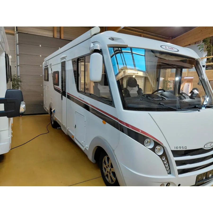 Автодом LMC EXPLORER, 2014, МКПП, пробег 35114 км