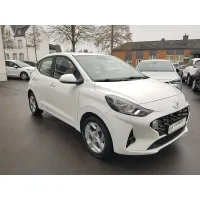 Hyundai i10, 2022, МКПП, пробег 18700 км