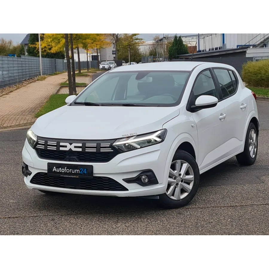 Dacia Sandero, 2023, АКПП, пробег 32500 км