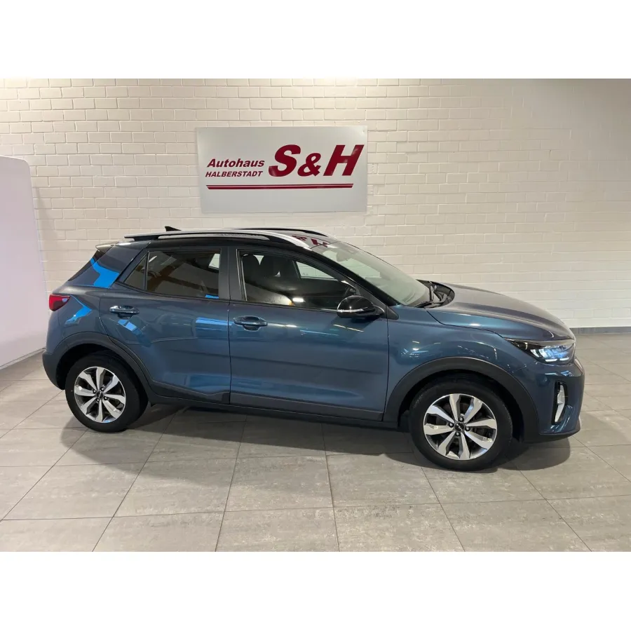 Kia Stonic, 2022, МКПП, пробег 44518 км