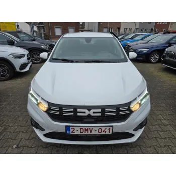 Dacia Sandero, 2023, МКПП, пробег 57000 км