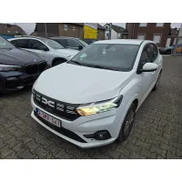 Dacia Sandero, 2023, МКПП, пробег 57000 км