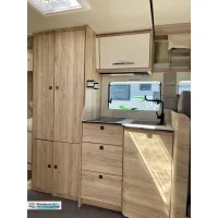 Автодом Eura Mobil, 2024, МКПП, пробег 9300 км