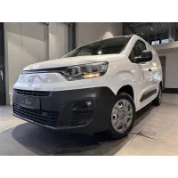 Fiat Doblo, 2023, МКПП, пробег 22980 км