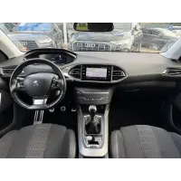 Peugeot 308, 2021, МКПП, пробег 72000 км