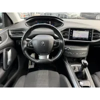 Peugeot 308, 2021, МКПП, пробег 72000 км