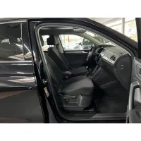 Volkswagen Tiguan, 2022, МКПП, пробег 93465 км