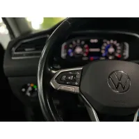 Volkswagen Tiguan, 2022, МКПП, пробег 93465 км