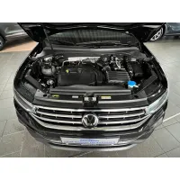 Volkswagen Tiguan, 2022, МКПП, пробег 93465 км