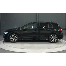 Volkswagen Golf, 2022, МКПП, пробег 28000 км Volkswagen Golf, 2022, МКПП, пробег 28000 км