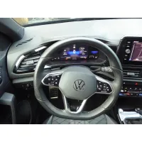 Volkswagen T-Roc, 2022, МКПП, пробег 60835 км