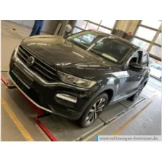 Volkswagen T-Roc, 2021, МКПП, пробег 74806 км Volkswagen T-Roc, 2021, МКПП, пробег 74806 км
