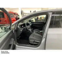 Volkswagen Golf, 2023, МКПП, пробег 47480 км