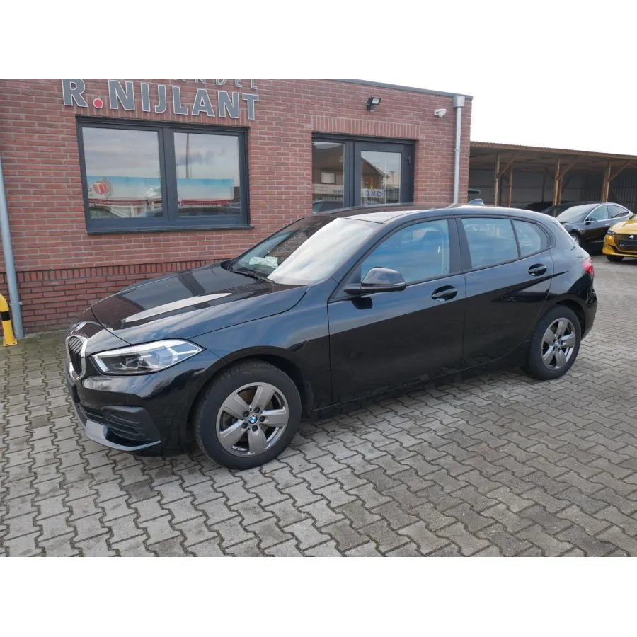 BMW 116, 2023, МКПП, пробег 55288 км