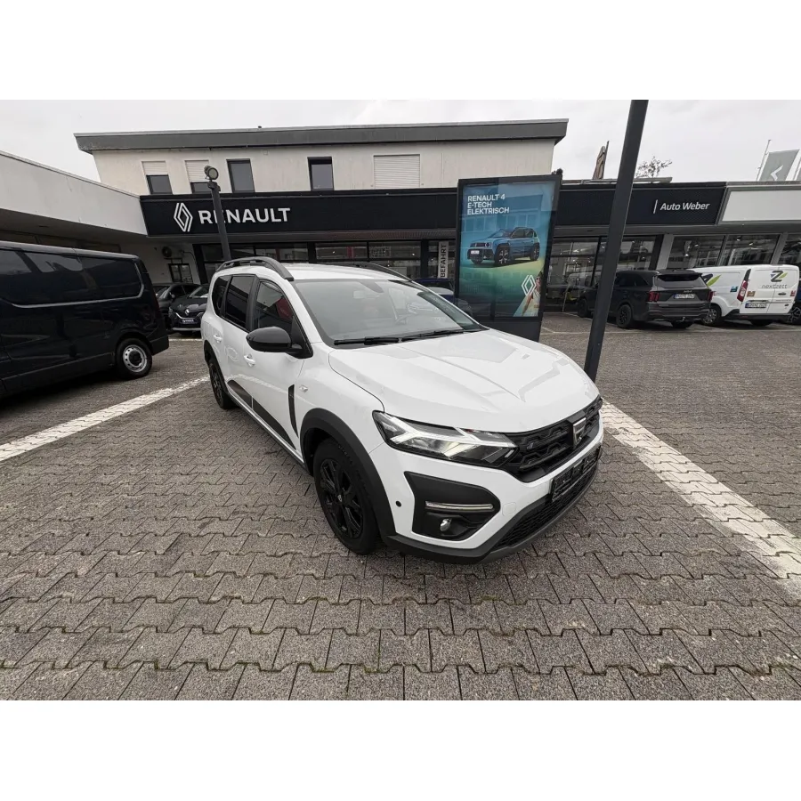 Dacia Jogger, 2022, МКПП, пробег 14090 км