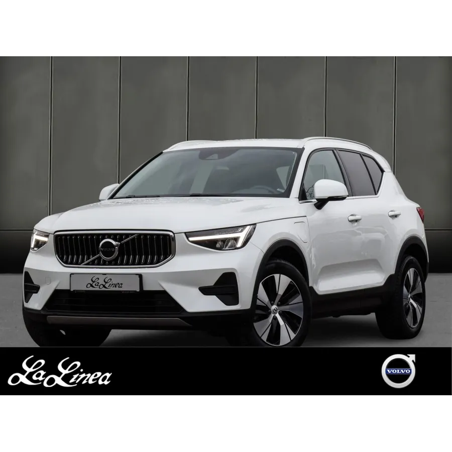 Volvo XC40, 2022, АКПП, пробег 32560 км