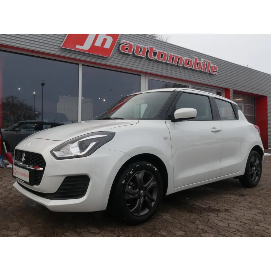 Suzuki Swift, 2023, МКПП, пробег 17891 км
