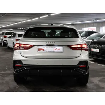 Audi Q3, 2023, АКПП, пробег 22047 км