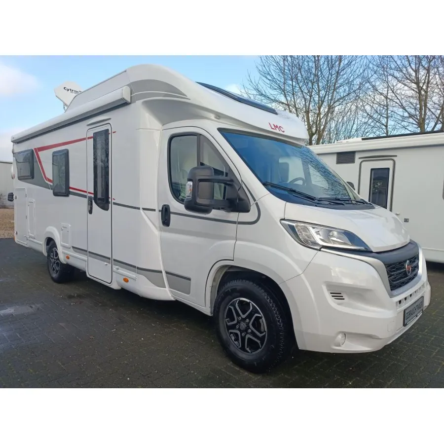 Автодом LMC Tourer, 2024, АКПП, пробег 36890 км