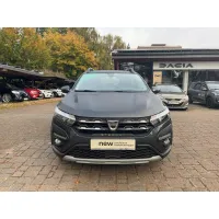 Dacia Sandero, 2023, МКПП, пробег 25800 км