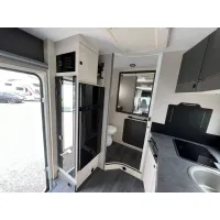 Автодом Challenger Teilintegriert, 2022, АКПП, пробег 64900 км