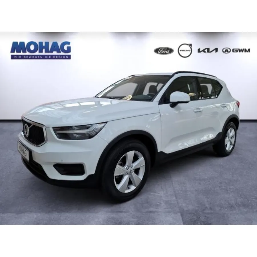 Volvo XC40, 2022, МКПП, пробег 8420 км
