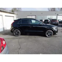 Kia Niro, 2023, АКПП, пробег 5100 км