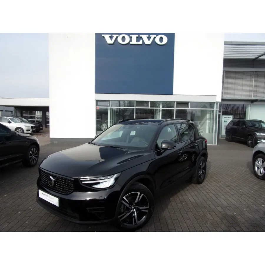 Volvo XC40, 2023, АКПП, пробег 69800 км