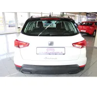 Seat Arona, 2023, МКПП, пробег 14850 км